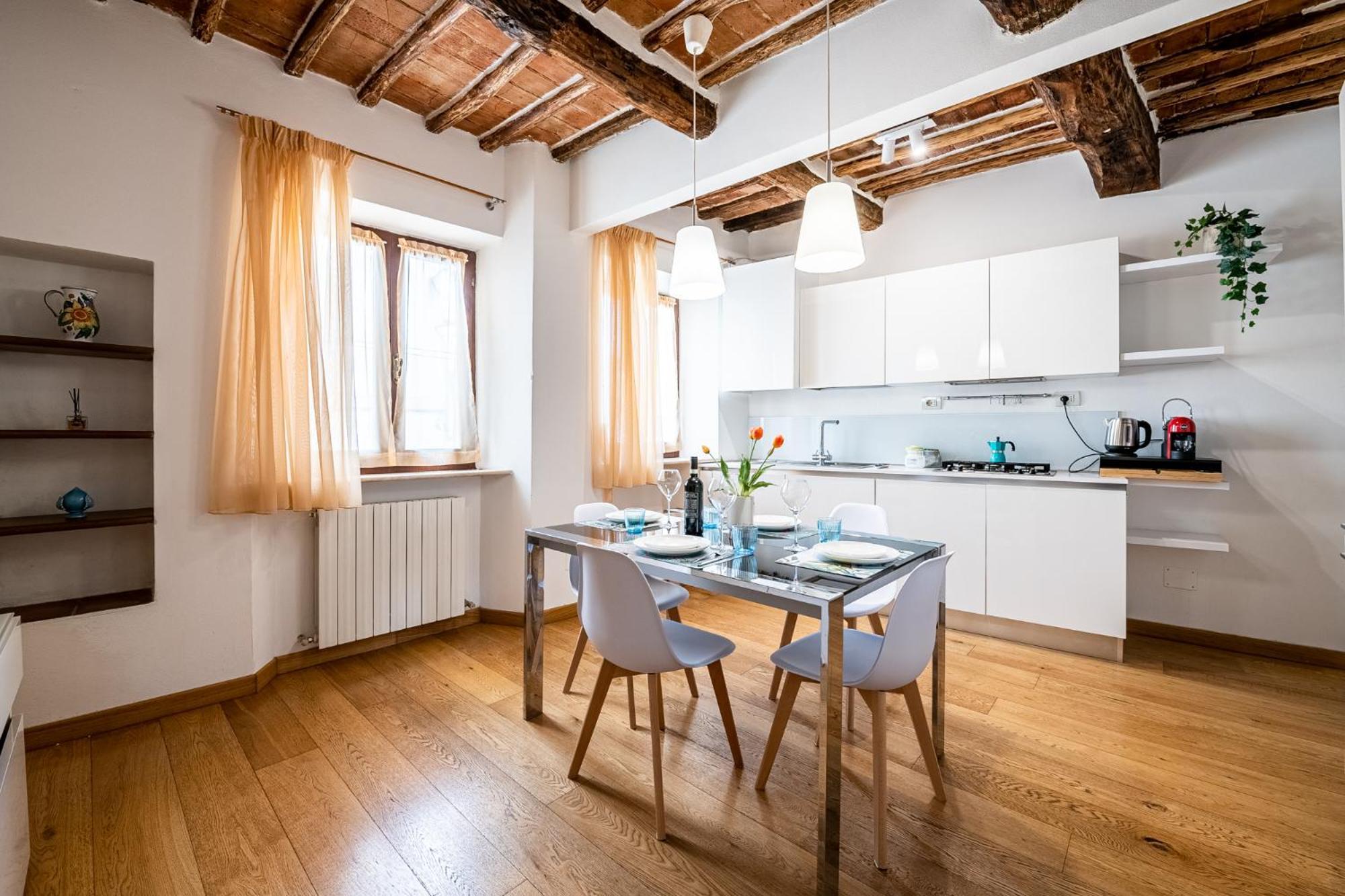 Suite 35 Nel Centro Storico Di Siena In The Historic Center Of Сиена Экстерьер фото
